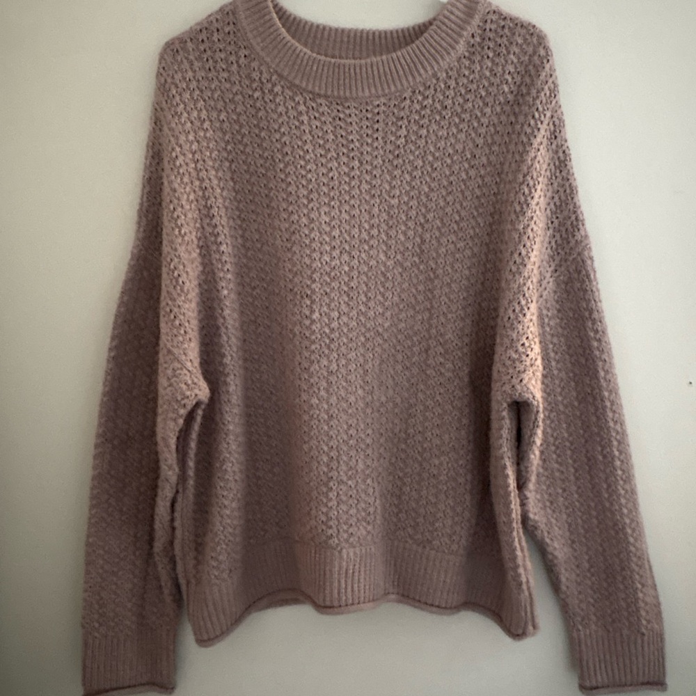 Universal Thread Pink Crew Neck Sweater